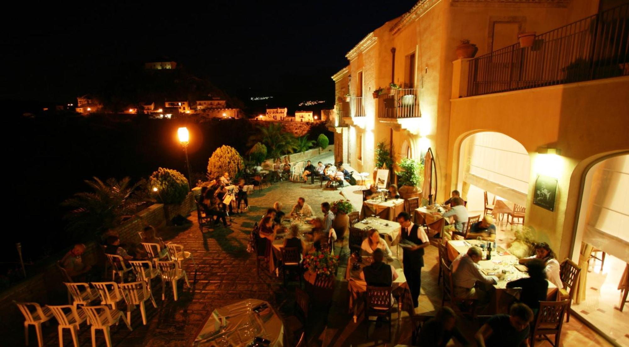 Resort Borgo San Rocco Savoca Exterior foto